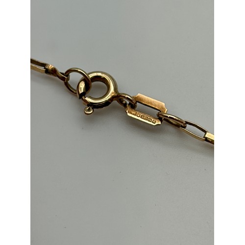600 - 9CT GOLD PAPERCLIP LINK CHAIN AND PAIR OF FILIGREE LEAF EARRINGS 4G APPROX