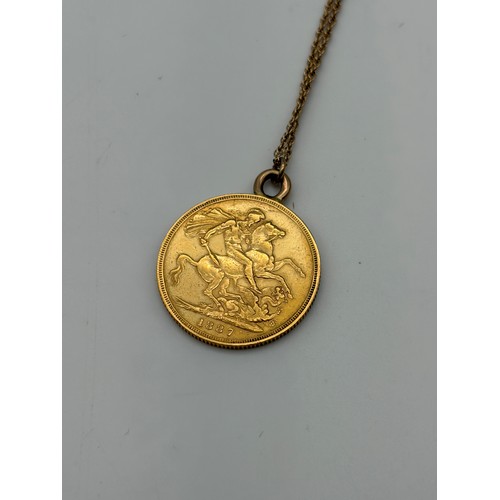 567 - QUEEN VICTORIA 1887 SOVEREIGN COIN PENDANT ON 9CT TRACE CHAIN 9.6G OVERALL
