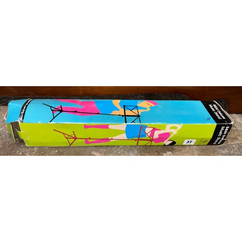 Lot 37        