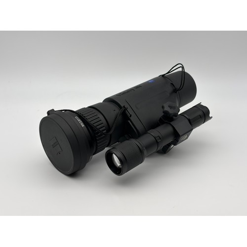 371 - ZEISS VICTORY NV 5.6X62 NIGHT VISION MONOCULAR IN NYLON CARRY BAG