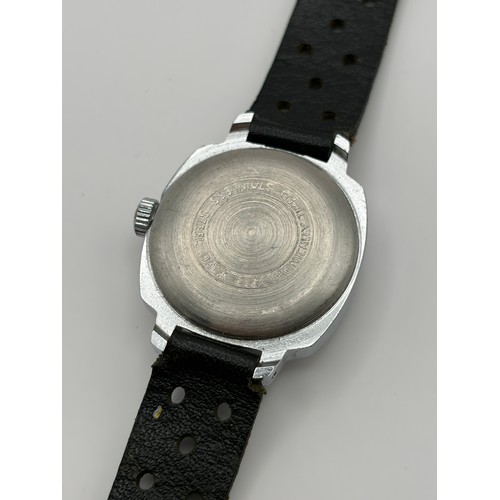 555 - LADIES SERVICES DATE ADJUST WRISTWATCH AND 10K RGP AMERICAN GOTHAM SQUARE FACE WRISTWATCH ON LEATHER... 