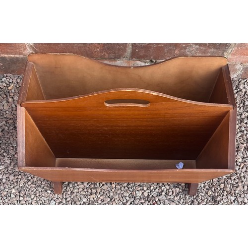 45 - TEAK TWO DIVISION MAGAZINE RACK