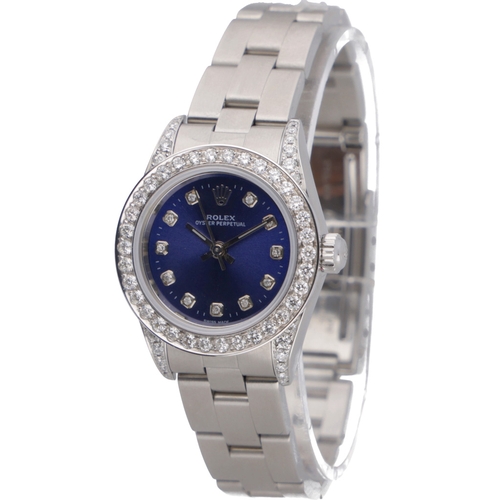 160 - ROLEX OYSTER PERPETUAL 76080

Movement: Automatic
Clasp: Oyster Clasp
YOM: 1998
Bezel Type: Diamond
... 