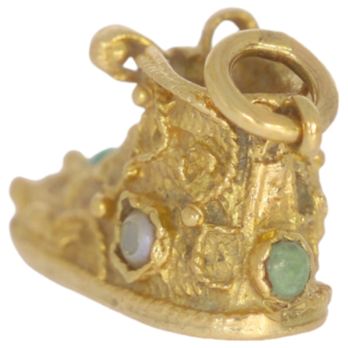 79 - 9ct Yellow Gold Boot Charm With Green And Pearl Like Features 3.9 Grams 20mm