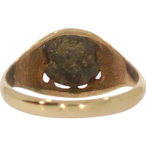 67 - 9ct gypsy style ring. size S. 3.4G