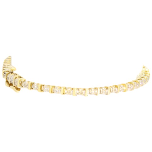 57 - 9ct gold diamond tennis bracelet. Set with brilliant cut diamonds of 1.00ct calculated weight, asses... 