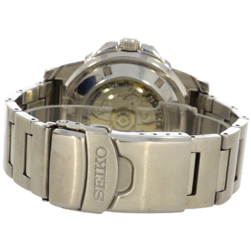 204 - Seiko Baby Ice Monster 4R36-02T0 Automatic Watch With Day Date Indicator 100m 24 Jewels