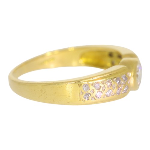 138 - 18ct yellow gold diamond single-stone ring, with diamond shoulders.  Set with a principle brilliant ... 