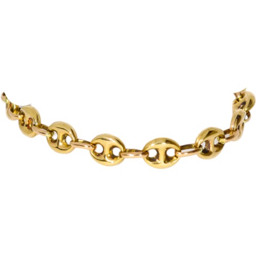 197 - 9ct yellow gold gucci style link bracelet. 6.11 grams 8 inch