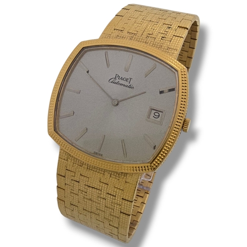 60 - Piaget Wristwatch 18K Yellow Gold case. Case width 33mm Reference 13401A4, Serial number 215519. Pia... 