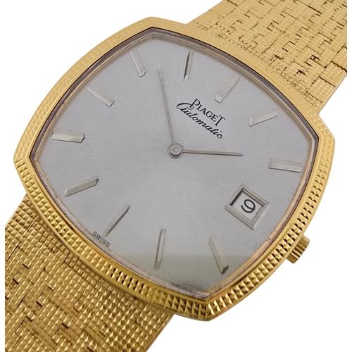 60 - Piaget Wristwatch 18K Yellow Gold case. Case width 33mm Reference 13401A4, Serial number 215519. Pia... 