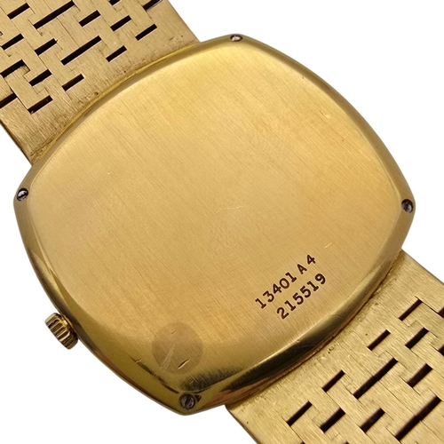 60 - Piaget Wristwatch 18K Yellow Gold case. Case width 33mm Reference 13401A4, Serial number 215519. Pia... 