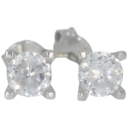 289 - 14ct white gold and cz stud earring.