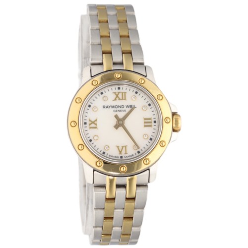 Raymond Weil 5799

A ladies' Raymond Weil, reference 5799, featuring a bi-colour stainless steel and gold-plated case with a distinctive bezel. 

This quartz watch presents with a luminous mother-of-pearl dial, set with stone markers, and comes on a matching bi-colour integrated bracelet, with extra links included.