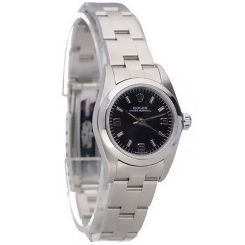 46 - A timeless ladies' Rolex Oyster Perpetual automatic wristwatch, reference 76080,
manufactured in 199... 