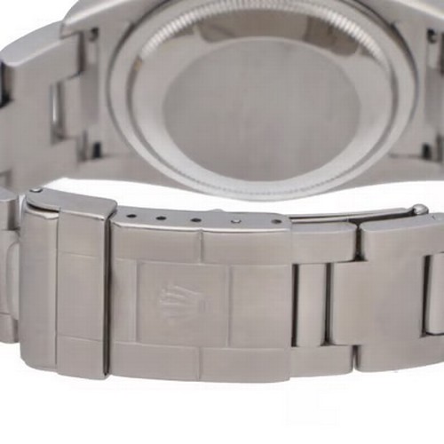 48 - A desirable Rolex Explorer automatic wristwatch, reference 14270,
manufactured in 2000. This robust ... 