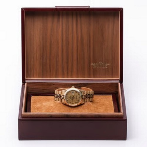 49 - A prestigious Rolex Day-Date automatic wristwatch, reference 18238,
manufactured in 1994. This highl... 