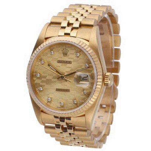55 - A distinguished Rolex Datejust automatic wristwatch, reference 16018,
manufactured in 1986. This cla... 