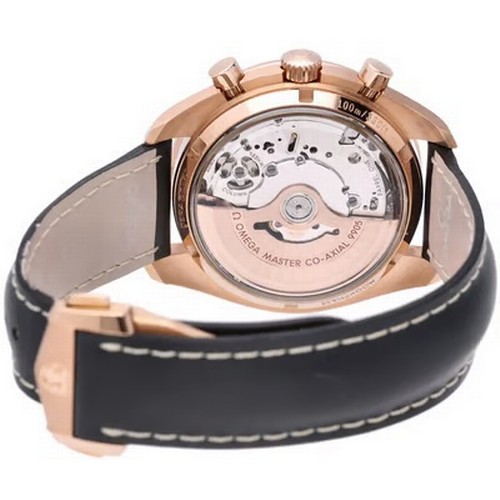 56 - A sophisticated and luxurious Omega Speedmaster Moonphase Chronograph Master Chronometer wristwatch,... 