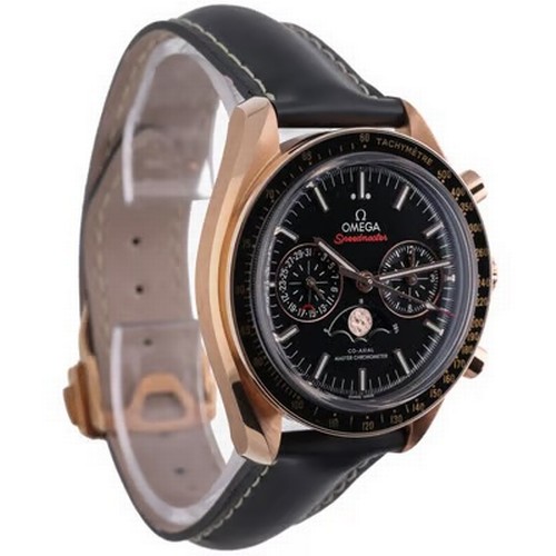 56 - A sophisticated and luxurious Omega Speedmaster Moonphase Chronograph Master Chronometer wristwatch,... 