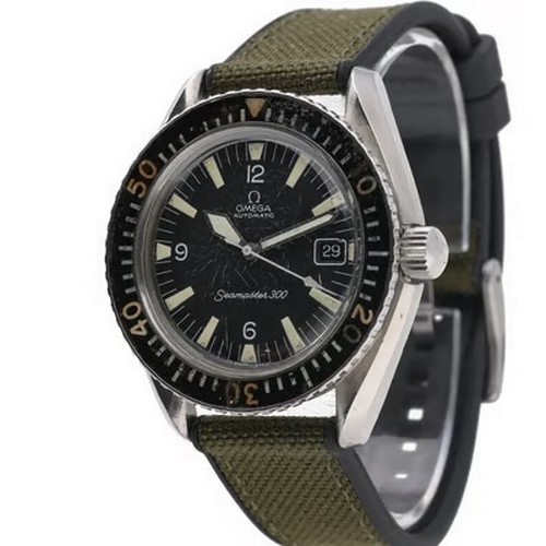 58 - A highly desirable vintage Omega Seamaster 300 professional diver's wristwatch, reference 166.024,
m... 