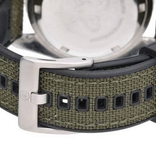 58 - A highly desirable vintage Omega Seamaster 300 professional diver's wristwatch, reference 166.024,
m... 