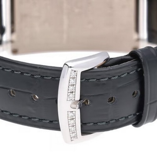 66 - A chic Franck Muller Ladies' Long Island wristwatch, reference 952 QZ DP,
manufactured in 2004. This... 