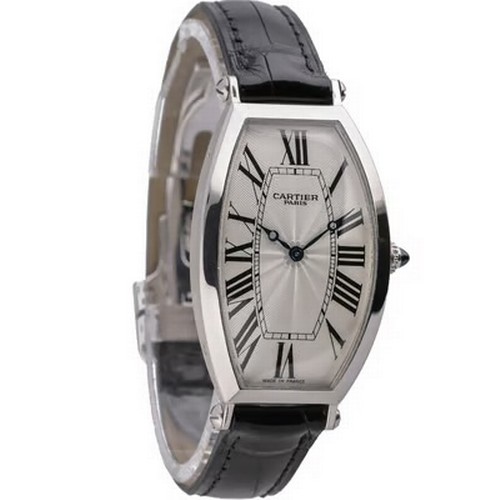 67 - A rare and elegant Cartier Tonneau manual wind wristwatch, reference 2435,
manufactured in 2003. Thi... 