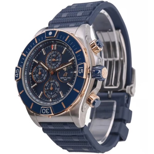 70 - A substantial and sophisticated Breitling Chronomat 44 chronograph wristwatch, reference U19320,
man... 
