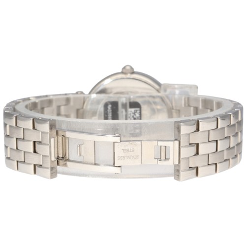 45 - Rado 156.9507.5 – Swiss Quartz Stainless Steel – Full Set
Movement: Precision Swiss Quartz Calibre
M... 