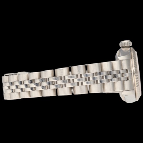 53 - Rolex Lady Oyster Perpetual 26 – Ref. 67194 – 1989 Full Set
Movement: Rolex Calibre 2130 Automatic S... 