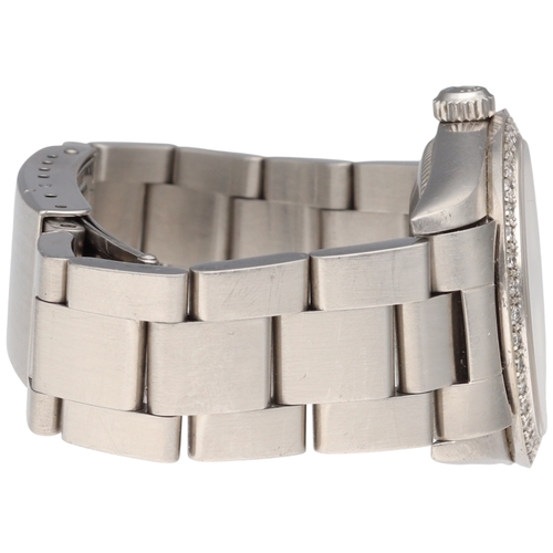 54 - A fine 1999 Rolex Oyster Perpetual 31mm (Ref. 77080). Stainless steel case featuring a black Explore... 