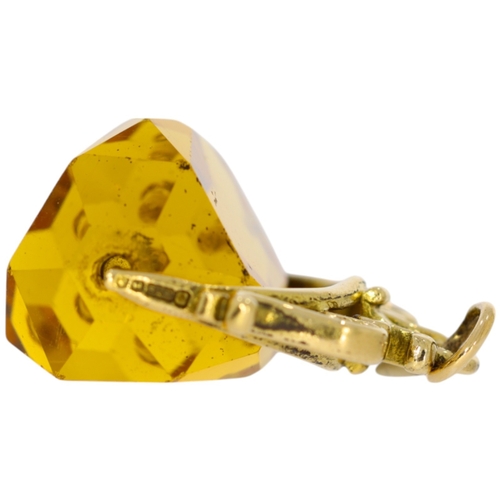 221 - 9ct and orange colour gem pendant. Weight 6.48 Grams