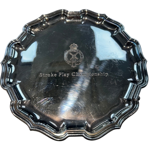 252 - A fine Elizabeth II sterling silver salver, Sheffield 2016, by Carrs of Sheffield. The circular body... 