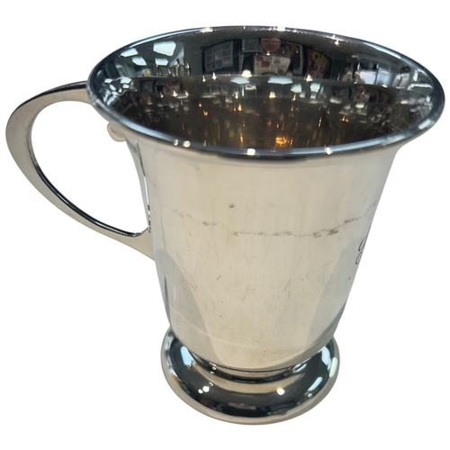 276 - A mid-century Elizabeth II sterling silver cup, hallmarked Birmingham, 1966. Of polished circular fo... 