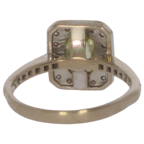 84 - 18ct Gold Ring With Yellow Diamond 5.5 Grams Size R Set with a principle radiant cut diamond of 1.64... 