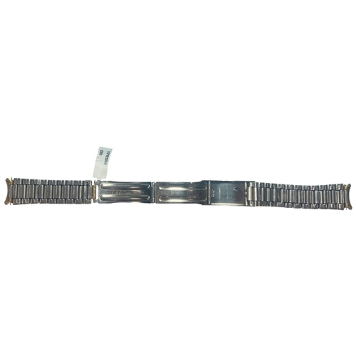 25 - Seiko SQ (Superior Quartz) 8C23-6000 Gold-Tone Dress Watch, c.1980s.

Movement/Materials: Seiko Cali... 