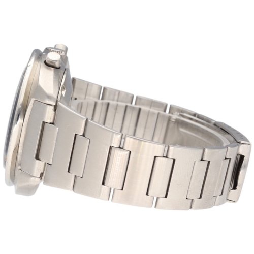 27 - Seiko 6139-6002 ‘Pogue’ Automatic Chronograph
A stainless steel gentleman's Seiko 6139-6002 chronogr... 
