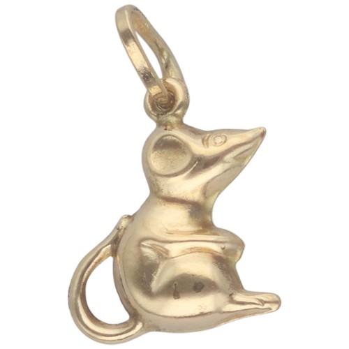 34 - A yellow metal tested 9ct mouse charm. Weighing 0.44g.
