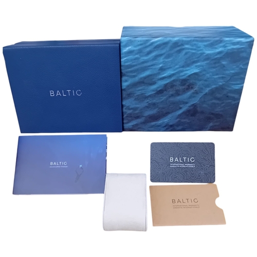 13 - Baltic Aquascaphe Titanium: A like-new Baltic Aquascaphe Titanium wristwatch, featuring a 41mm titan... 