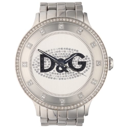 27 - D&G DW0133
Model: D&G DW0133
Movement: Quartz – accurate and low-maintenance
Case & Strap: Stainless... 