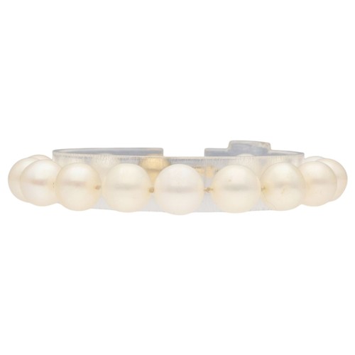 2 - 18ct Yellow Gold Clasped Cultured Freshwater Pearl Bracelet Weight 31 Grams (Gross)