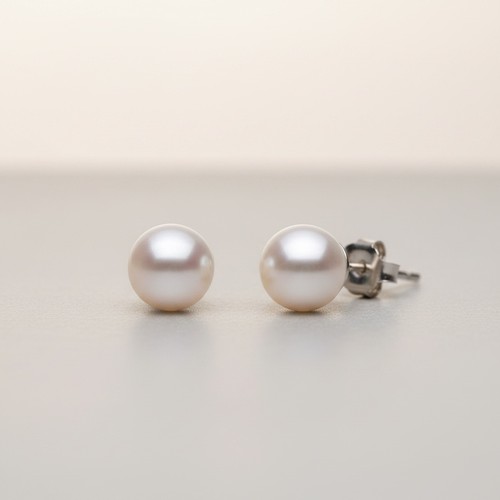 48 - Sterling Silver Cultured White Pearl Stud Earrings 1.9g

Gemstone: Cultured White Pearls
Metal: Ster... 