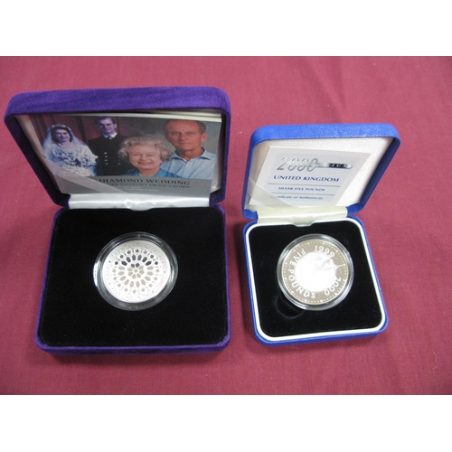 635 - Two Silver Proof United Kingdom Five Pounds Coins, comprising of 2007 Diamond Wedding Silver Piedfor... 