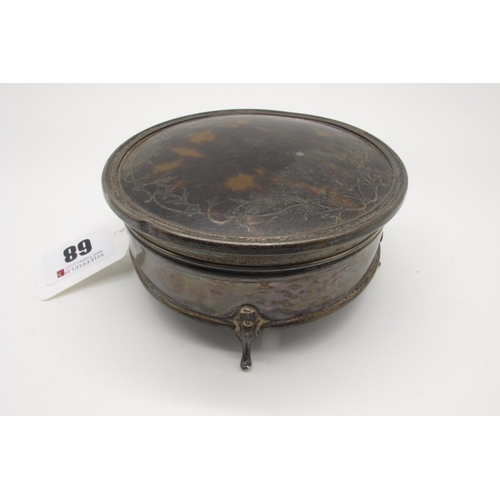 68 - A Hallmarked Silver Trinket Box, HM, possibly Birmingham 1922 (marks rubbed), of circular form with ... 