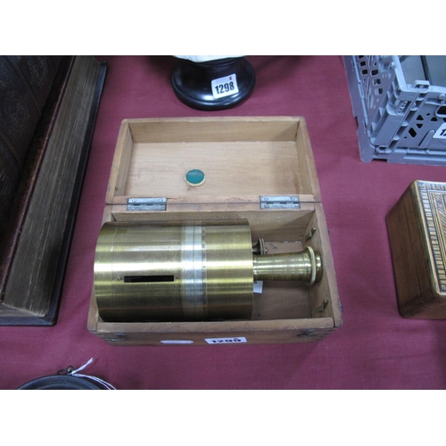 1299 - Surveyors Cross, circa early XX Century, lacquered brass casing, silvered dial, in original box, 8cm... 