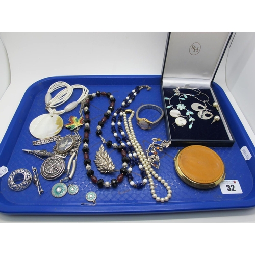 32 - Blue John Inset and Other Brooches, (stamped 