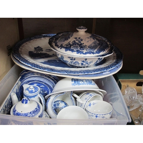 1076 - A Large Blue and White Willow Pattern Meat Plate, Real Old Willow meat plate, Royal Worcester tureen... 