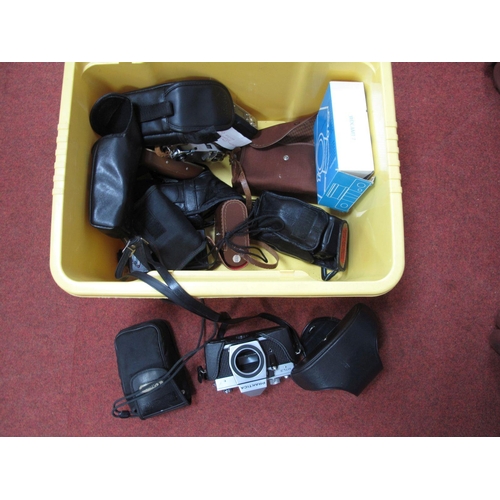 746 - Agilux Bakelite Camera, Konica  zoom, Cobra flash, Canon zoom max, Agfa silette 1, PR small field gl... 