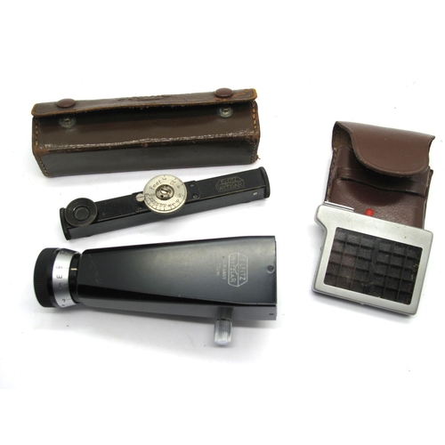 824 - Leitz Leica Sports View Finder 20cm,  Leitz Range Finder in original leather case, Leica Exposure li... 